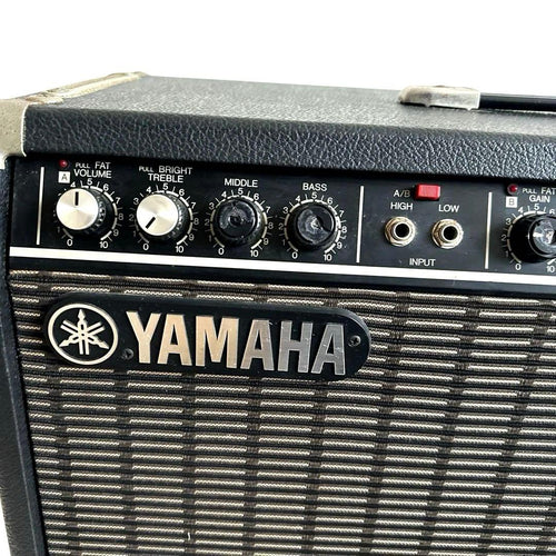 Yamaha Guitar Amplifiers F100-212
