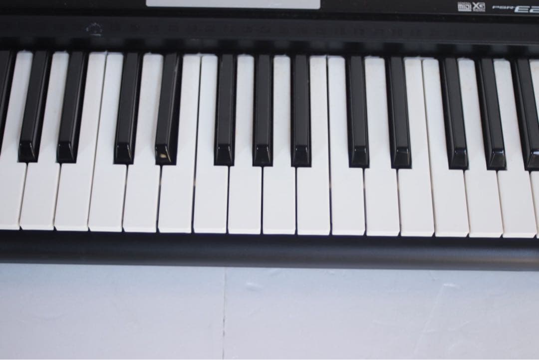 Yamaha Keyboards Digital Pianos E223