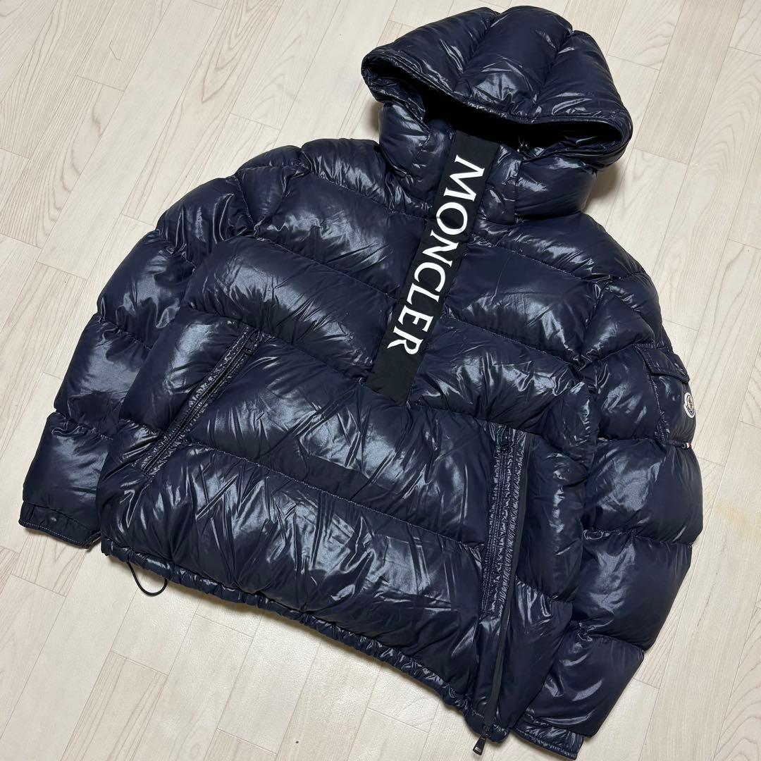 Moncler Down Jackets Maury 6