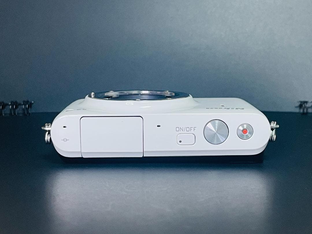 Nikon Mirrorless Interchangeable Lips 1 S2