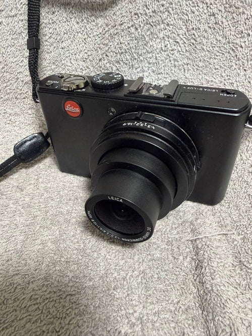 Leica Compact Digital Cameras D-Lux4