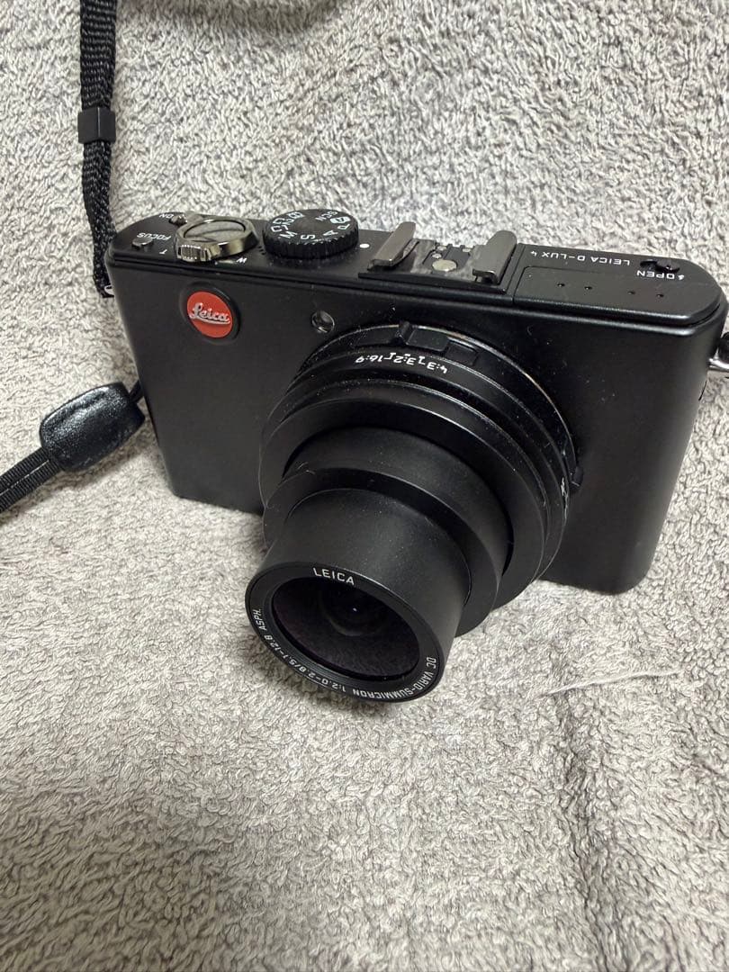 Leica Compact Digital Cameras D-Lux4