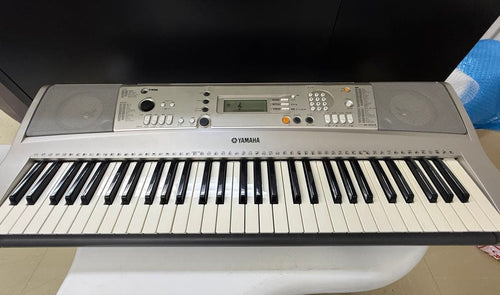 Yamaha Keyboards Digital Pianos Psr-E313 61 Ac