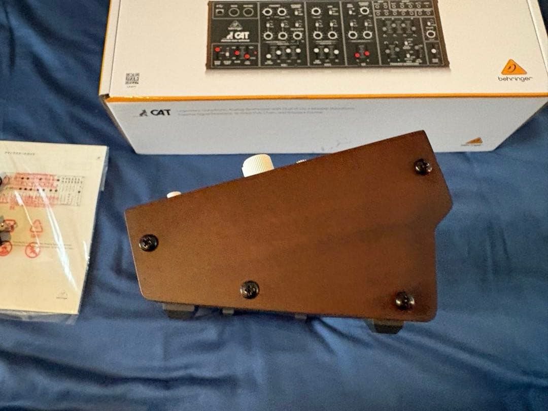 Behringer Analog Synthesizers Cat