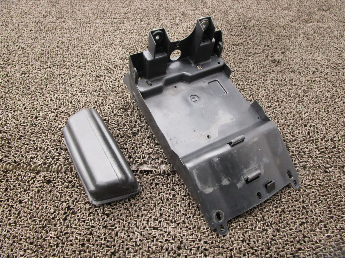 Yamaha Cowl Fender Tzr250Rs B8994 3Xv