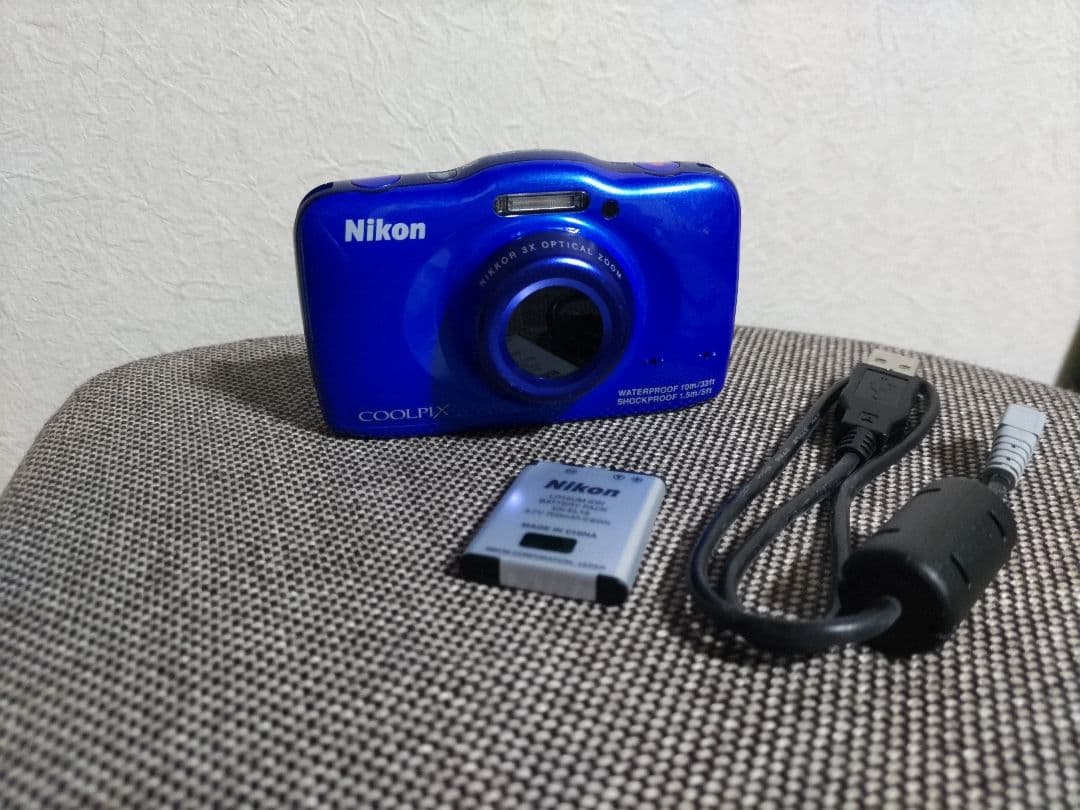 Nikon Compact Digital Cameras Coolpix S32