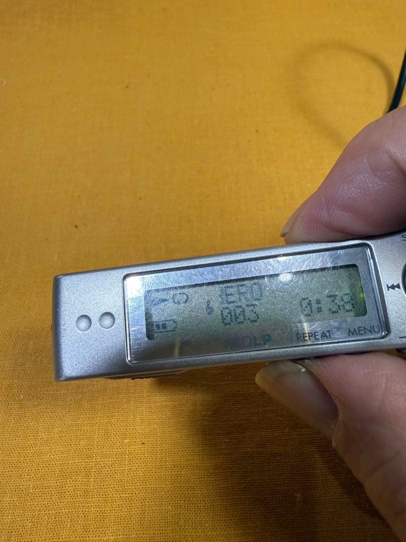 Kenwood Portable Md Players Dmc- V55 V33