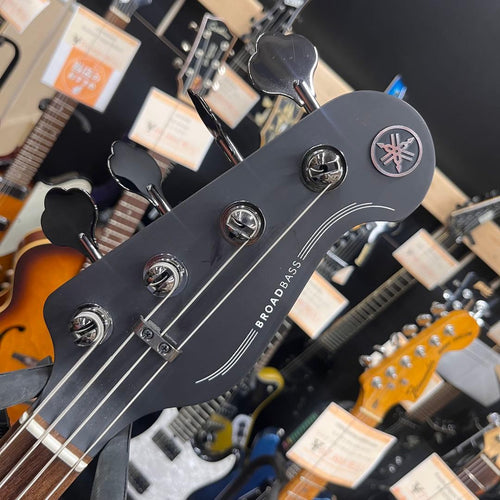 Yamaha Electric Basses 12644 Broad Bass Bb734A