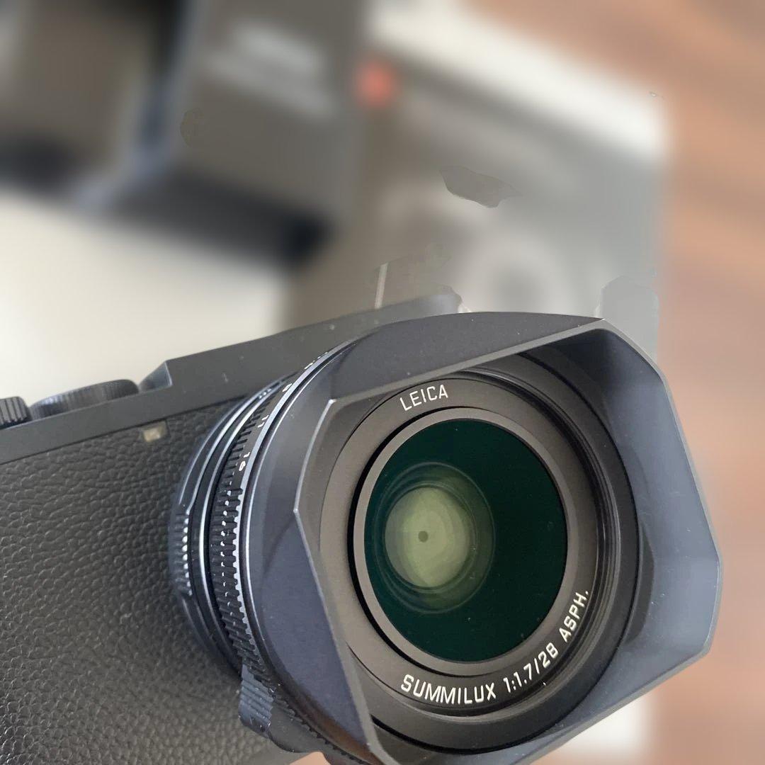 Leica Compact Digital Camera Q2 Monochrom