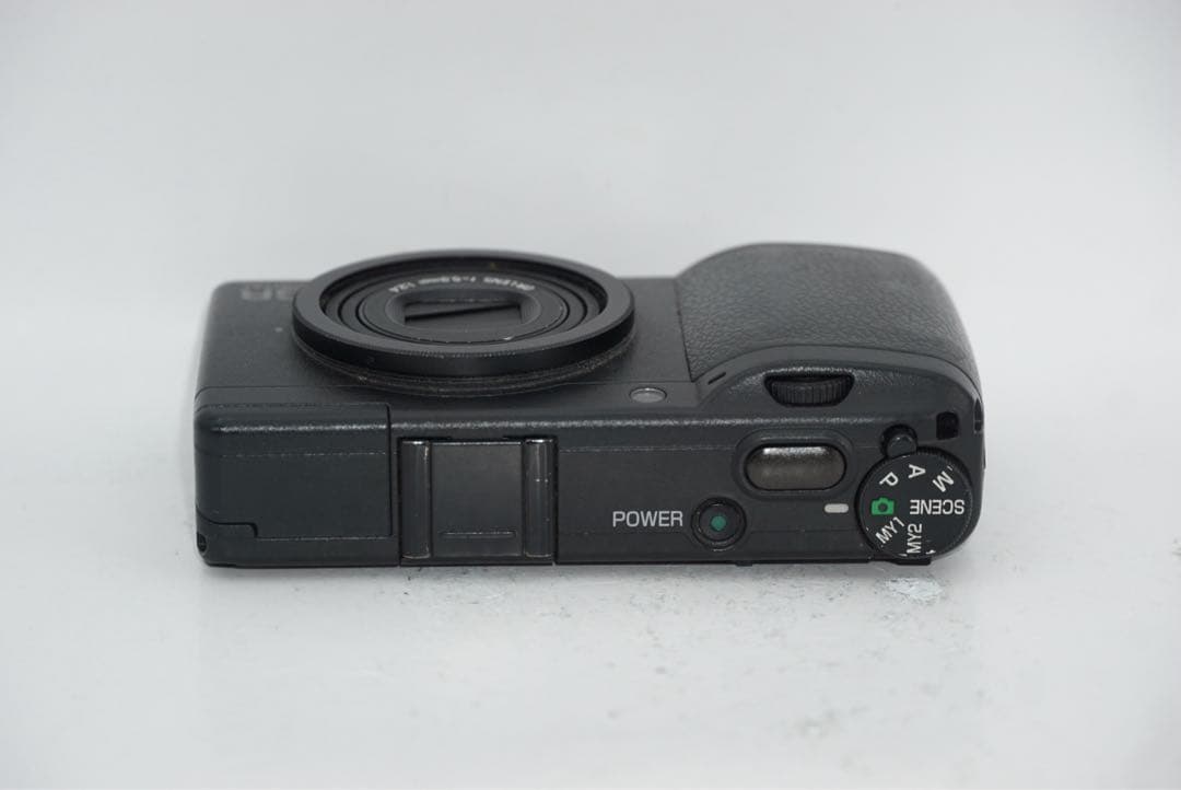 Compact Digital Camera Ricoh Gr
