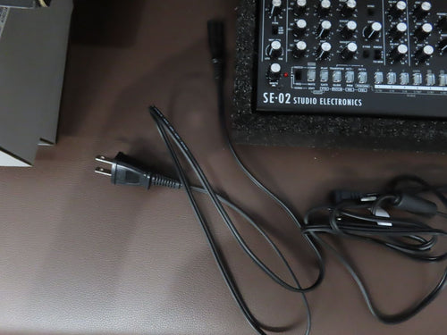 Roland Analog Synthesizer Se-02 K-25M