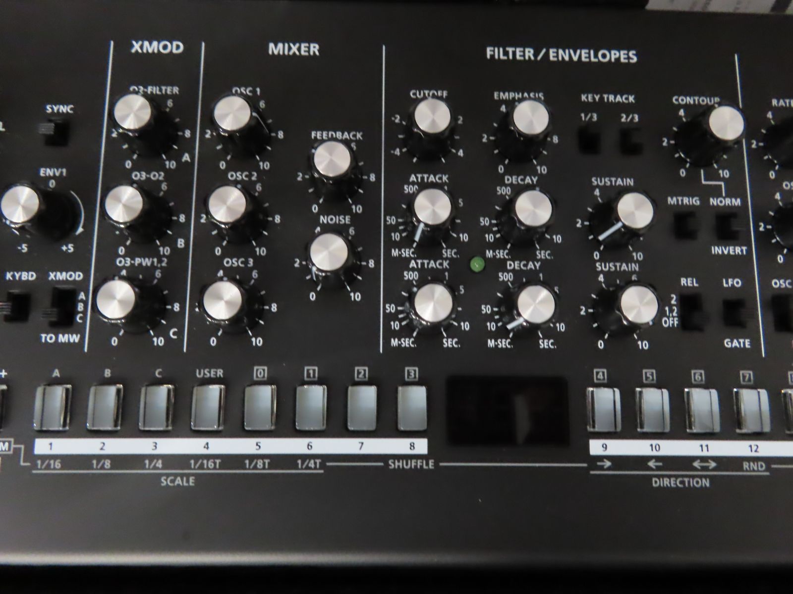 Roland Analog Synthesizer Se-02 K-25M