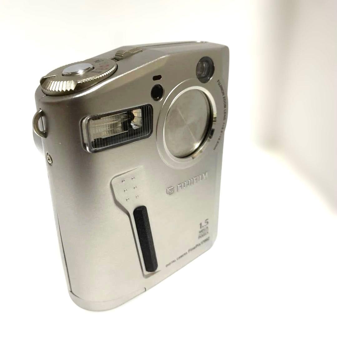 Fujifilm Compact Digital Camera Finepix1700Z
