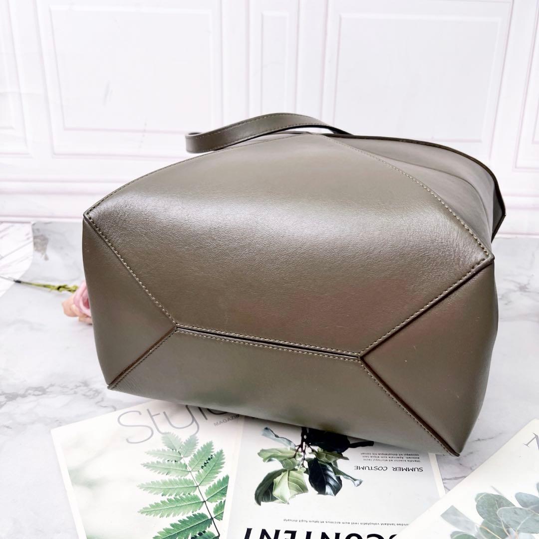 Loewe Shoulder Bags Ae