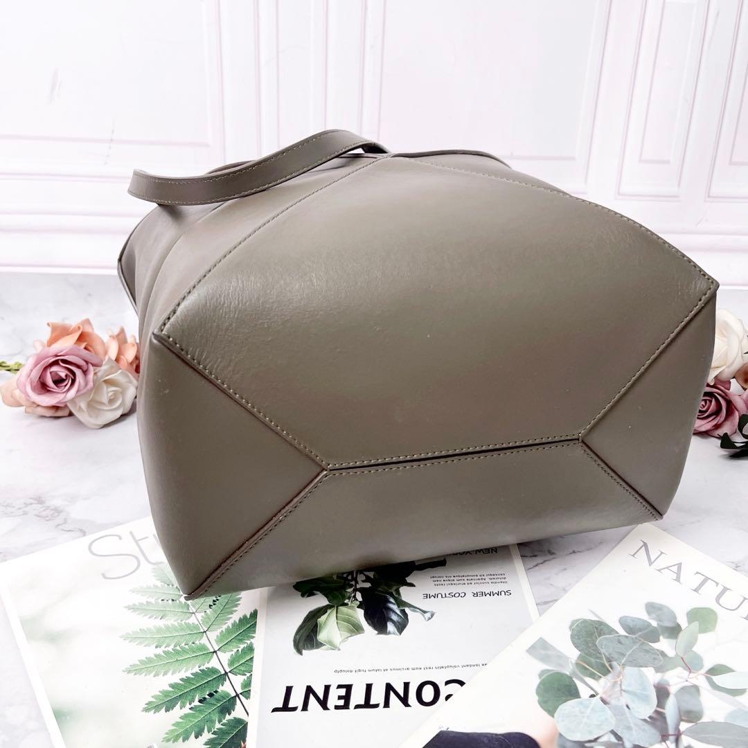 Loewe Shoulder Bags Ae