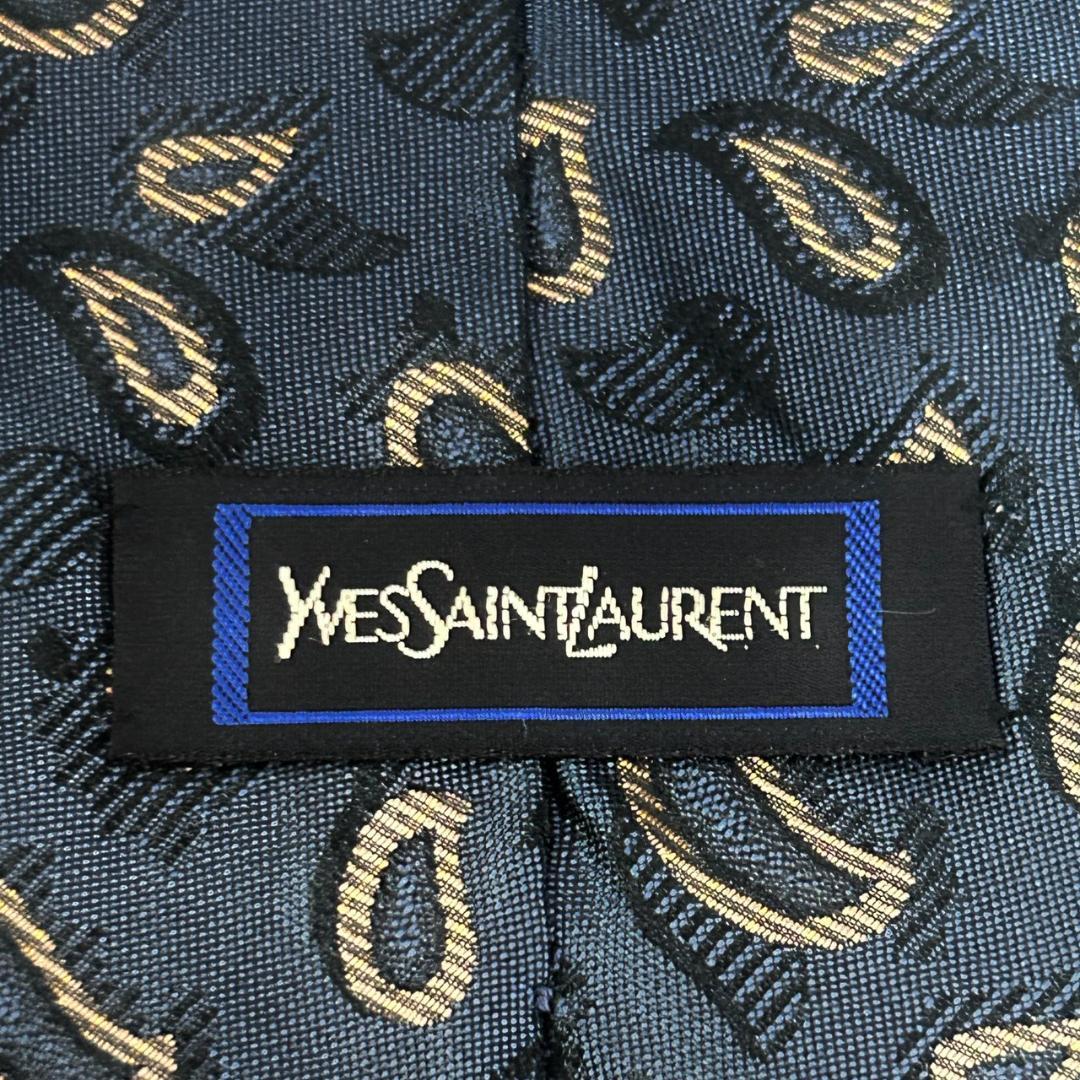 Yves Saint Laurent Ties 100