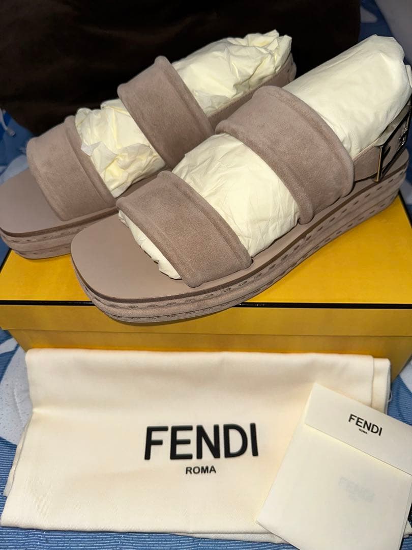 Fendi Sandals 22 Size27