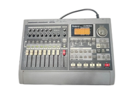 Multi -Track Recorder Roland Vs-880Ex