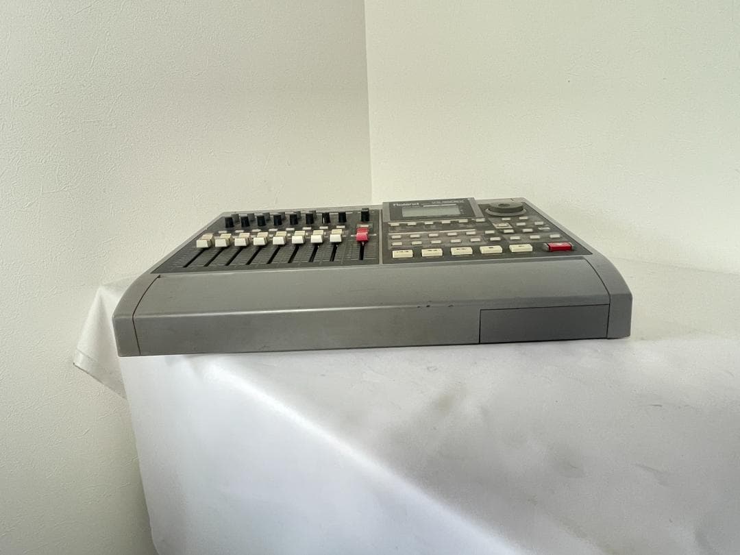 Multitrack Recorders Roland Vs-880Ex