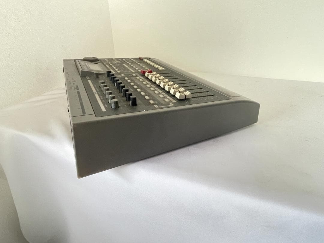 Multitrack Recorders Roland Vs-880Ex