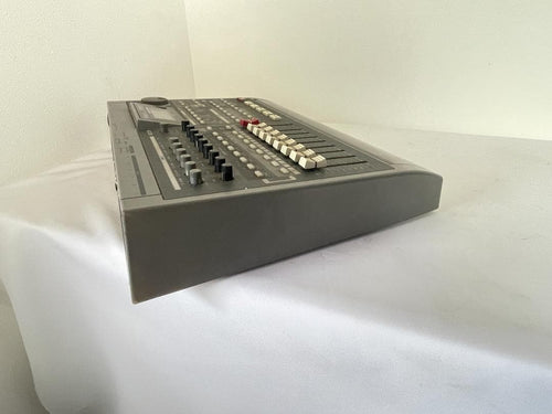 Multitrack Recorders Roland Vs-880Ex