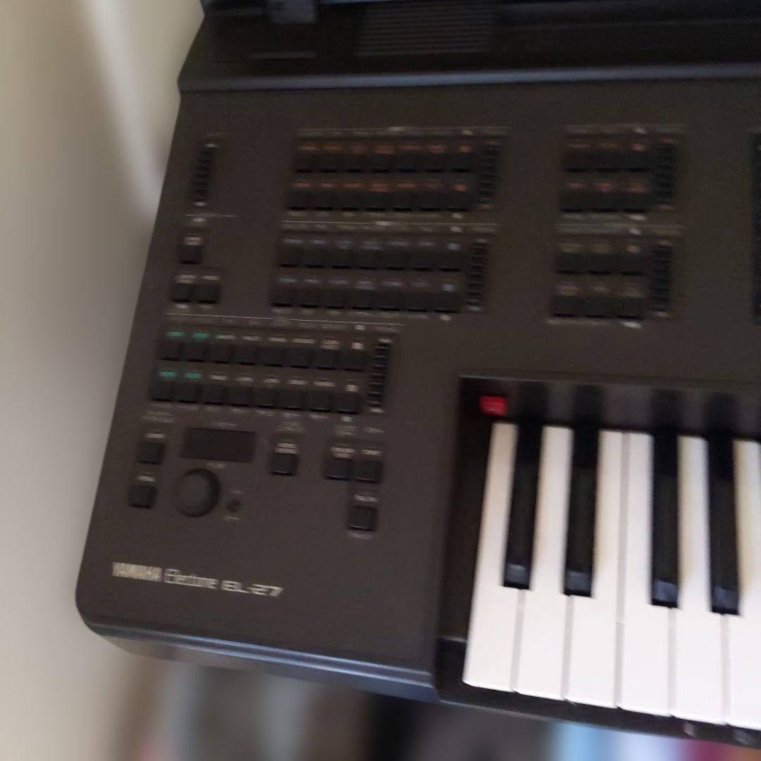 Keyboards Digital Pianos Yamaha Electone El-27