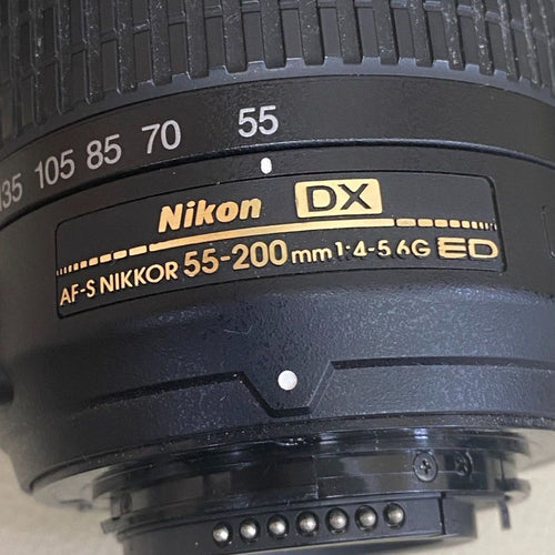Nikon Lens (Zoom) 2 Nikondx Af-S Nikkor 55-200Mm F/4-5.6G Ed 18-55 Photo