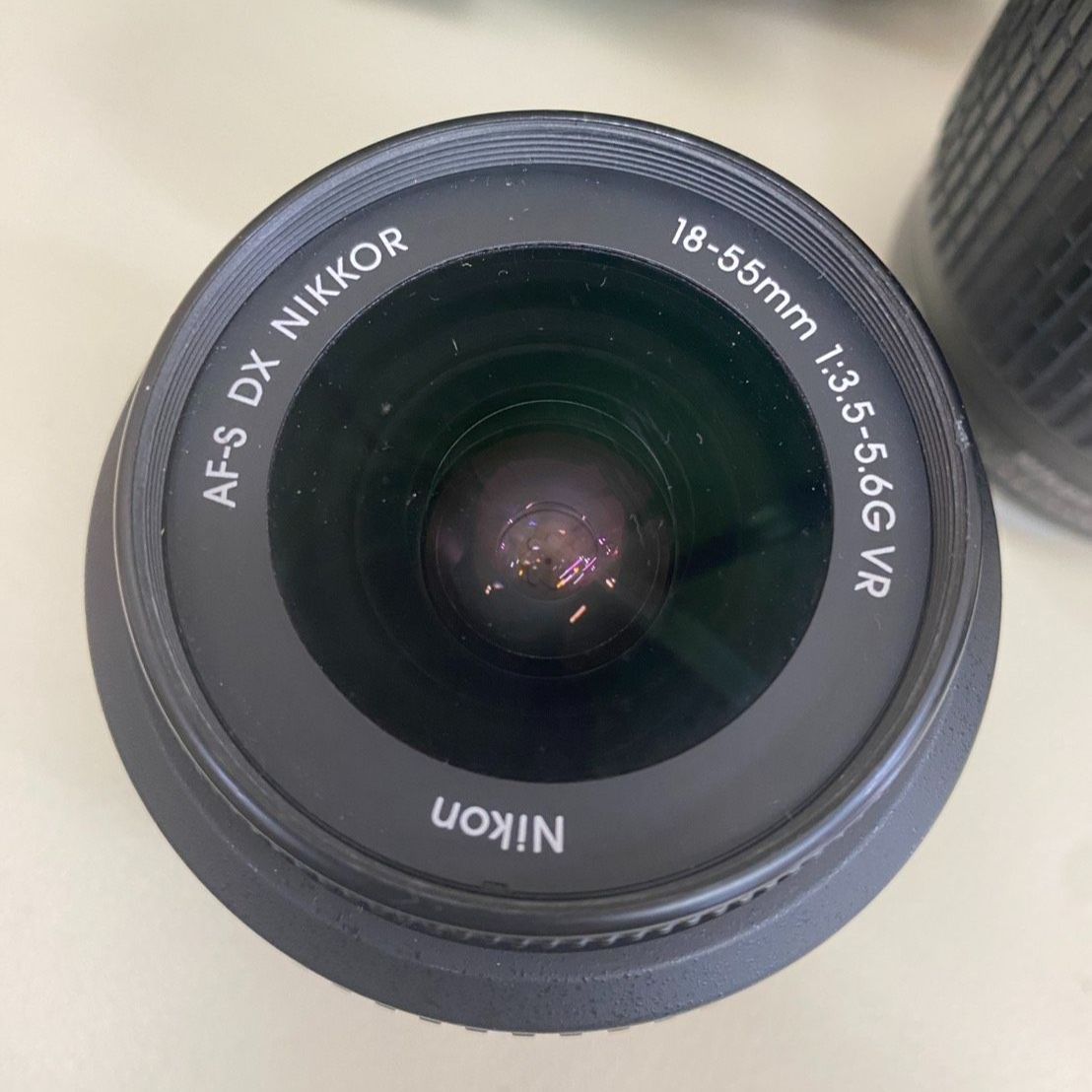Nikon Lens (Zoom) 2 Nikondx Af-S Nikkor 55-200Mm F/4-5.6G Ed 18-55 Photo