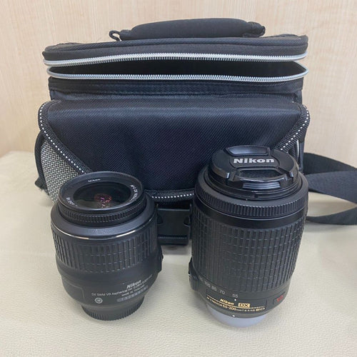 Nikon Lens (Zoom) 2 Nikondx Af-S Nikkor 55-200Mm F/4-5.6G Ed 18-55 Photo