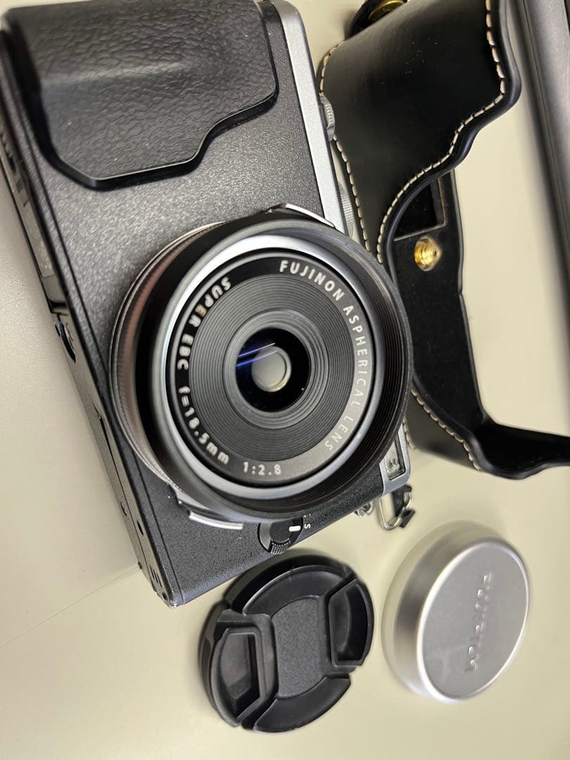 Fujifilm Compact Digital Cameras X70