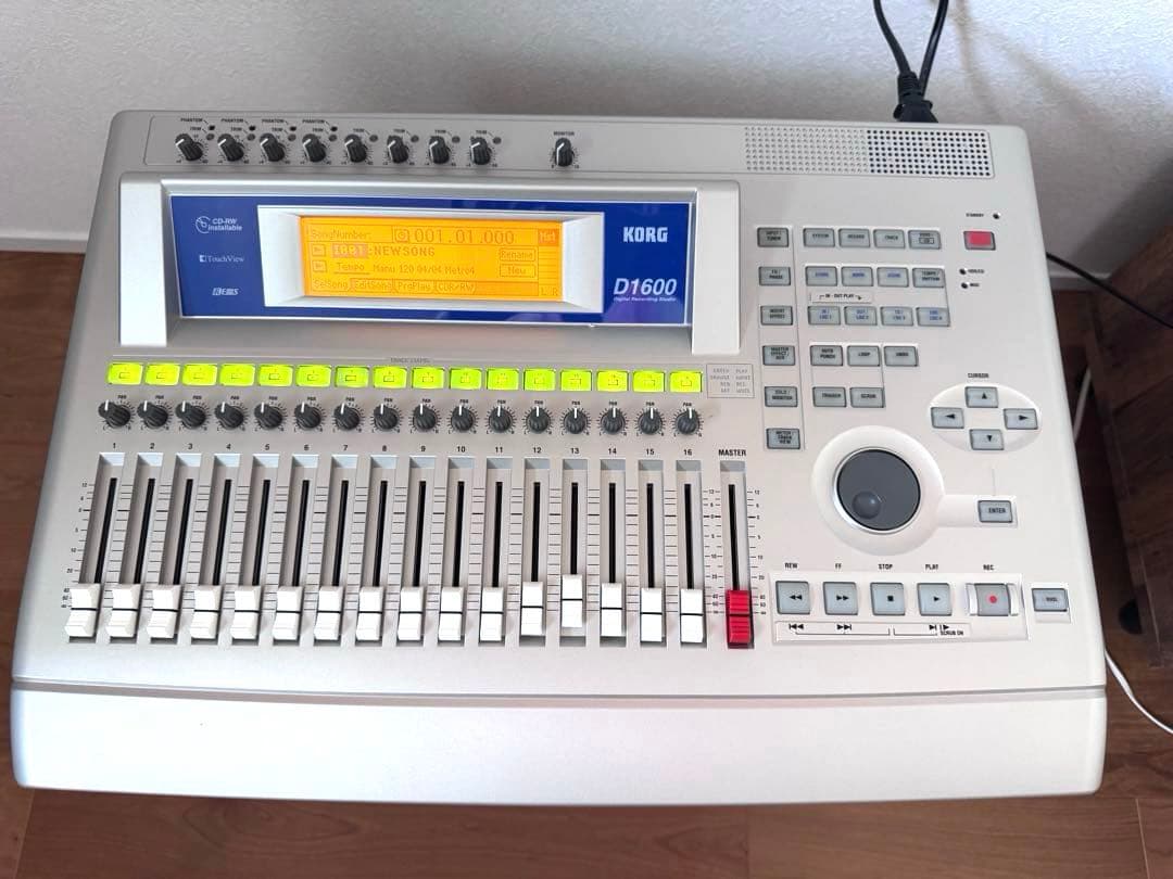 Korg Multitrack Recorders D1600