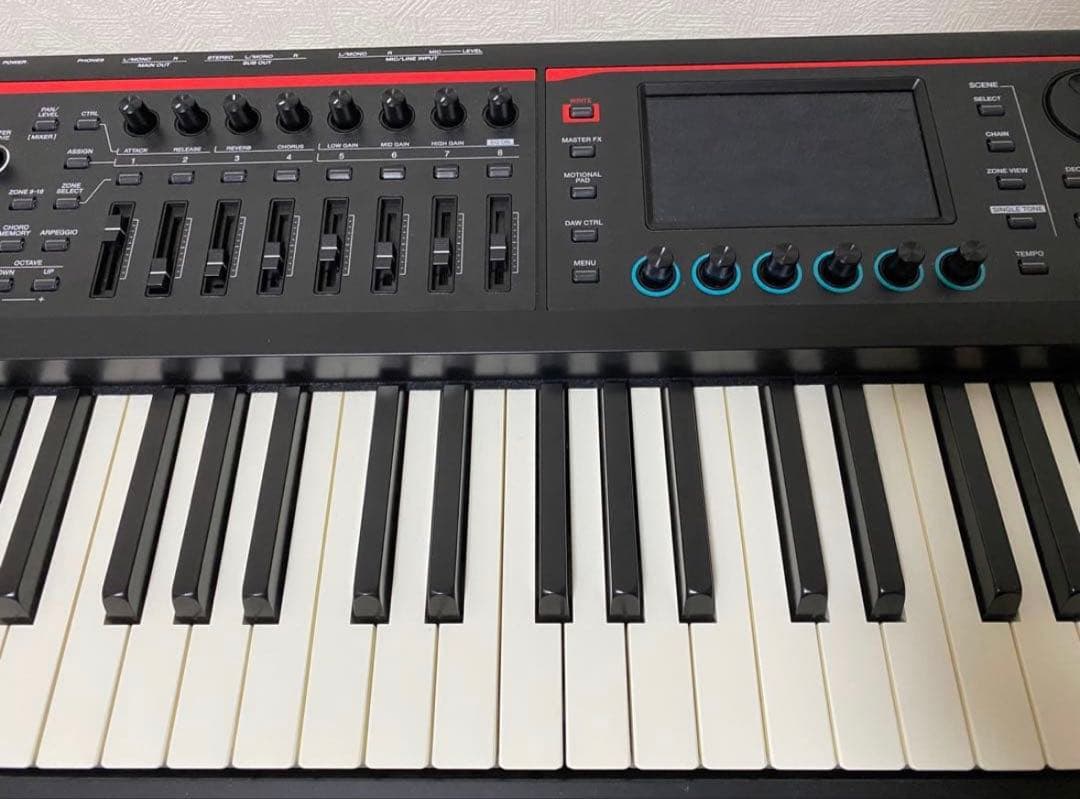 Roland Keyboards Digital Pianos Fantom-08 88