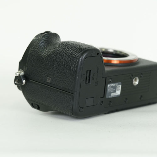 Sony Mirrorless Interchangeable Lips 51,150 9 Ilce-9 E