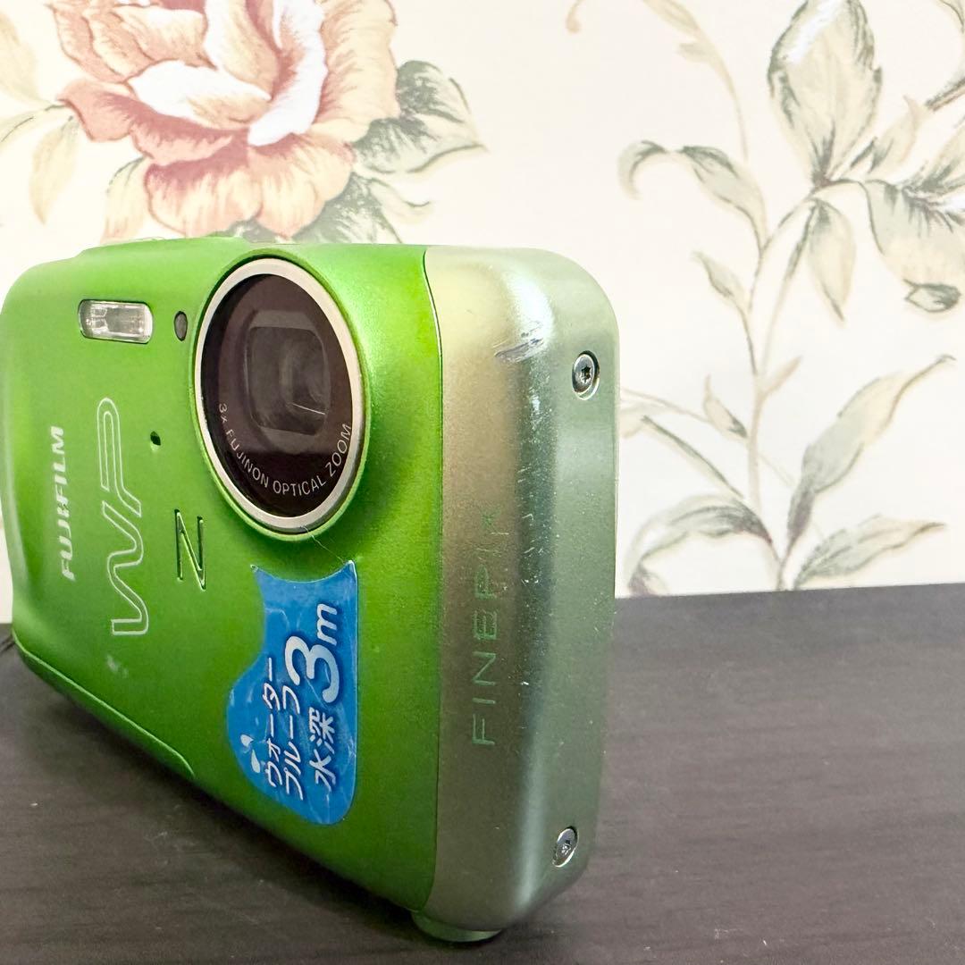 Fujifilm Compact Digital Camera Z33Wp