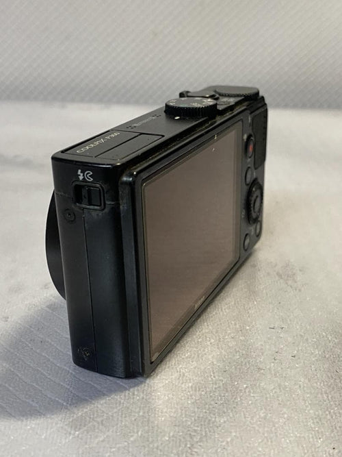Compact Digital Camera Nikon P300#527