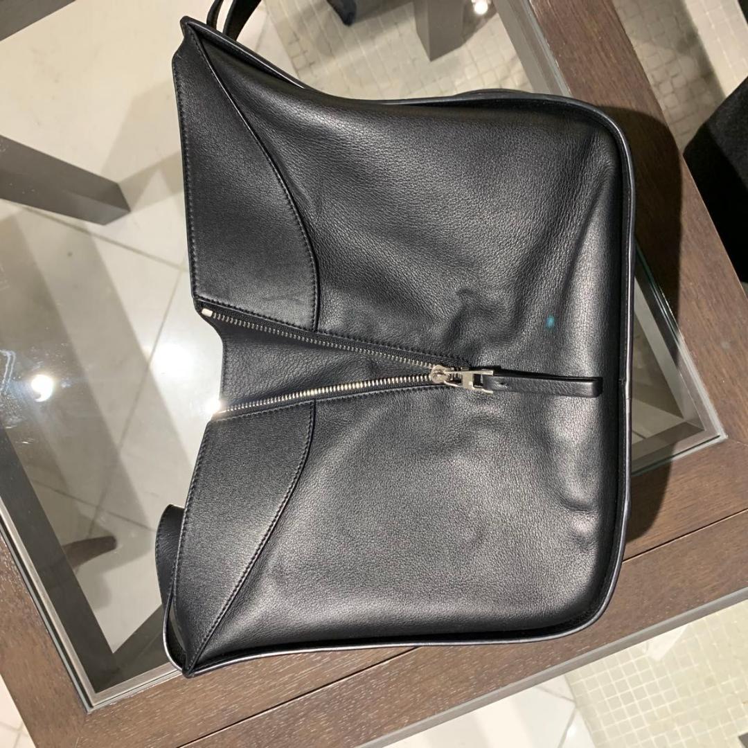 Loewe Shoulder Bags