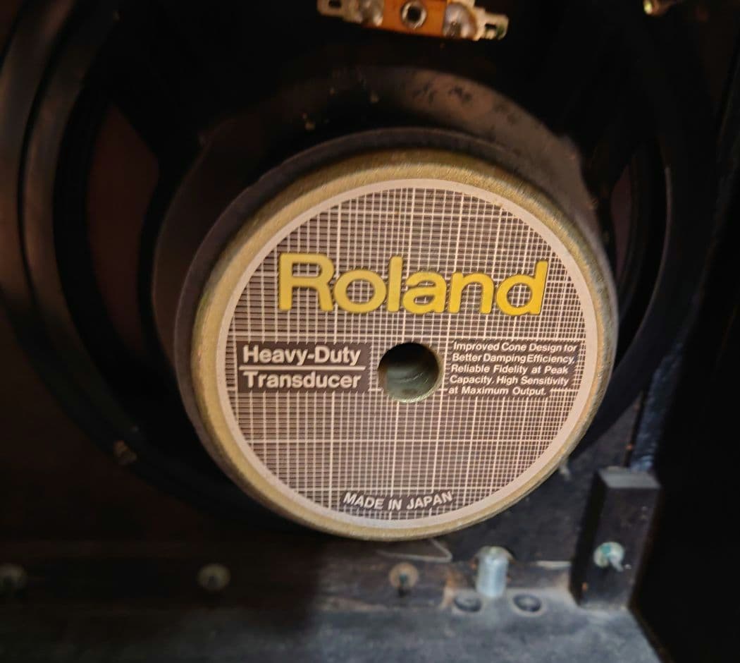 Roland Guitar Amplifiers Jazz Chorus-77