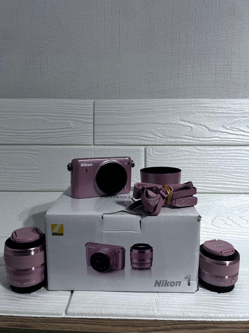 Nikon Mirrorless Interchangeable Lens Cameras 1 S1
