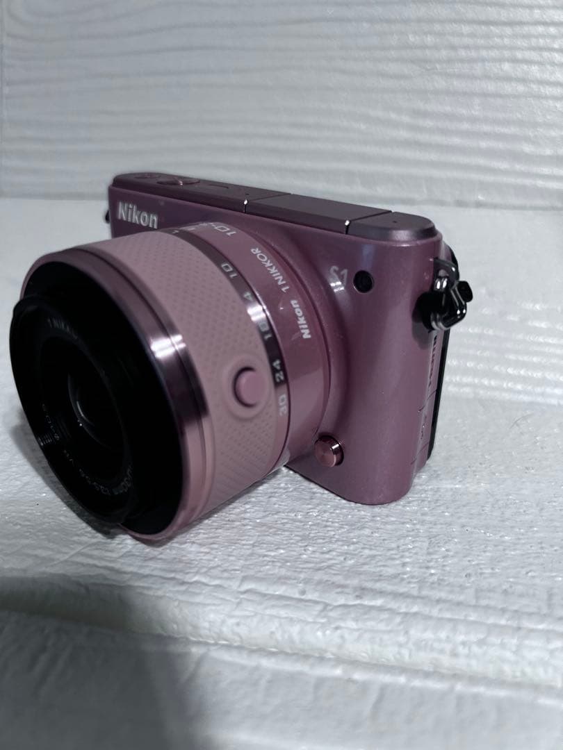 Nikon Mirrorless Interchangeable Lens Cameras 1 S1