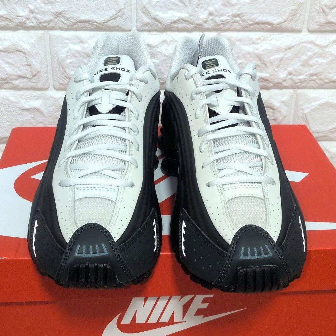 Nike Sneakers 27.0 Shox R4