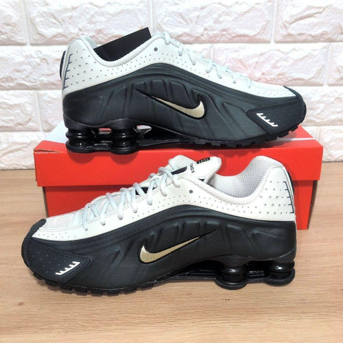 Nike Sneakers 27.0 Shox R4
