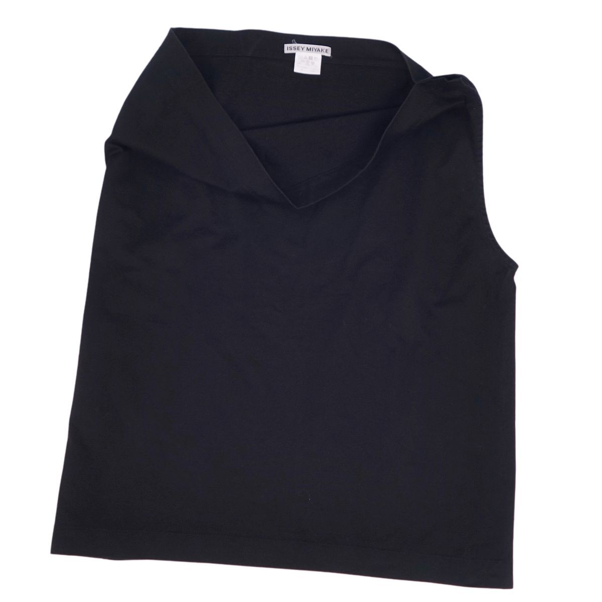 Issey Miyake Short Sleeve