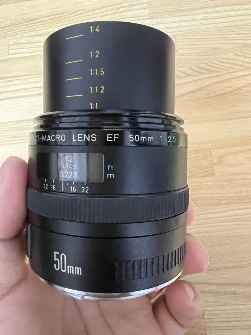 Canon Lens (Single Focus) Ef F/2.5 Compact Macro