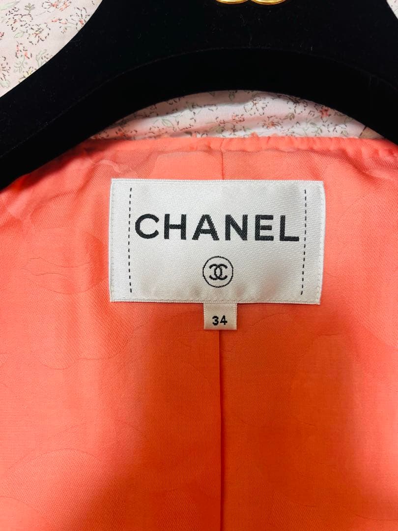 Chanel Collarless Jackets P63187