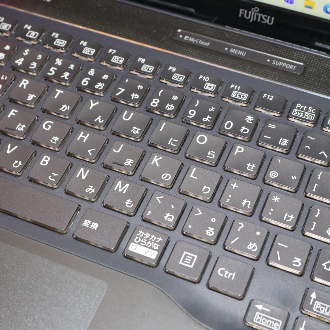 Fujitsu Windows Notebook Body Win11 I7/ 8G/Ssd+Hdd/Bd/ /Typec