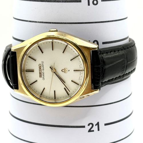 Seiko Quartz Watches /1977 4840-8110