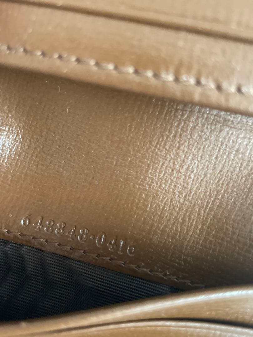 Gucci Bifold Wallets Gg