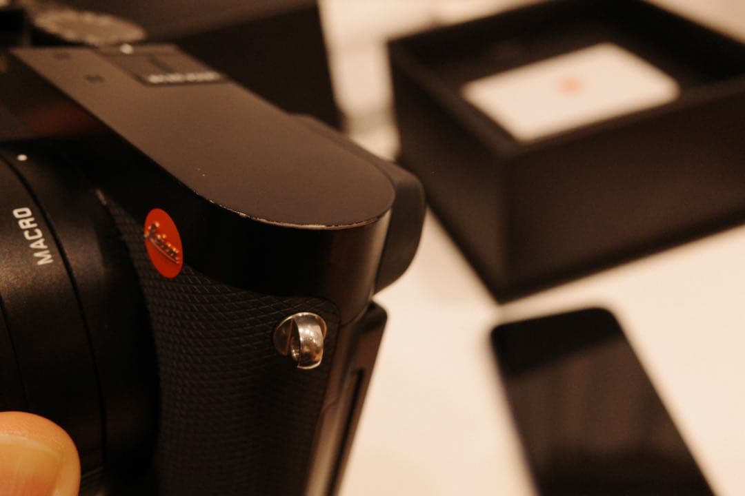 Leica Compact Digital Cameras Q3 43