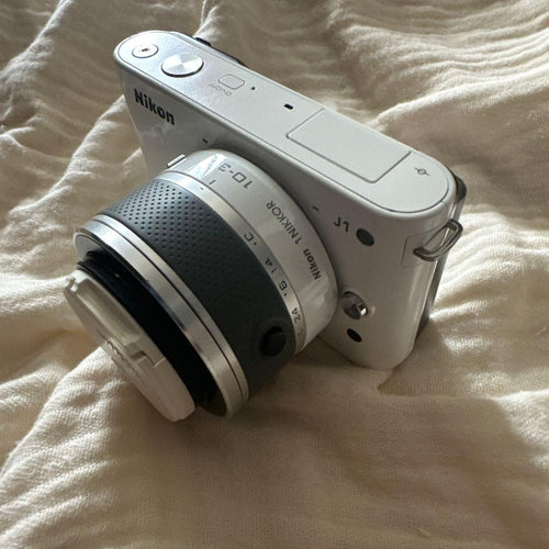 Nikon Mirrorless Interchangeable Lens Cameras J1