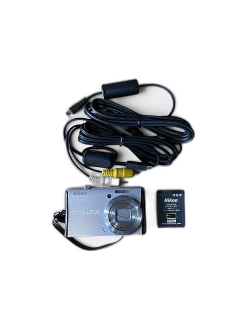 Nikon Compact Digital Cameras Coolpix S620